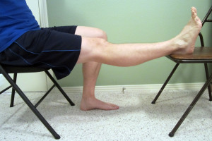 SeatedKneeExtensionStretch