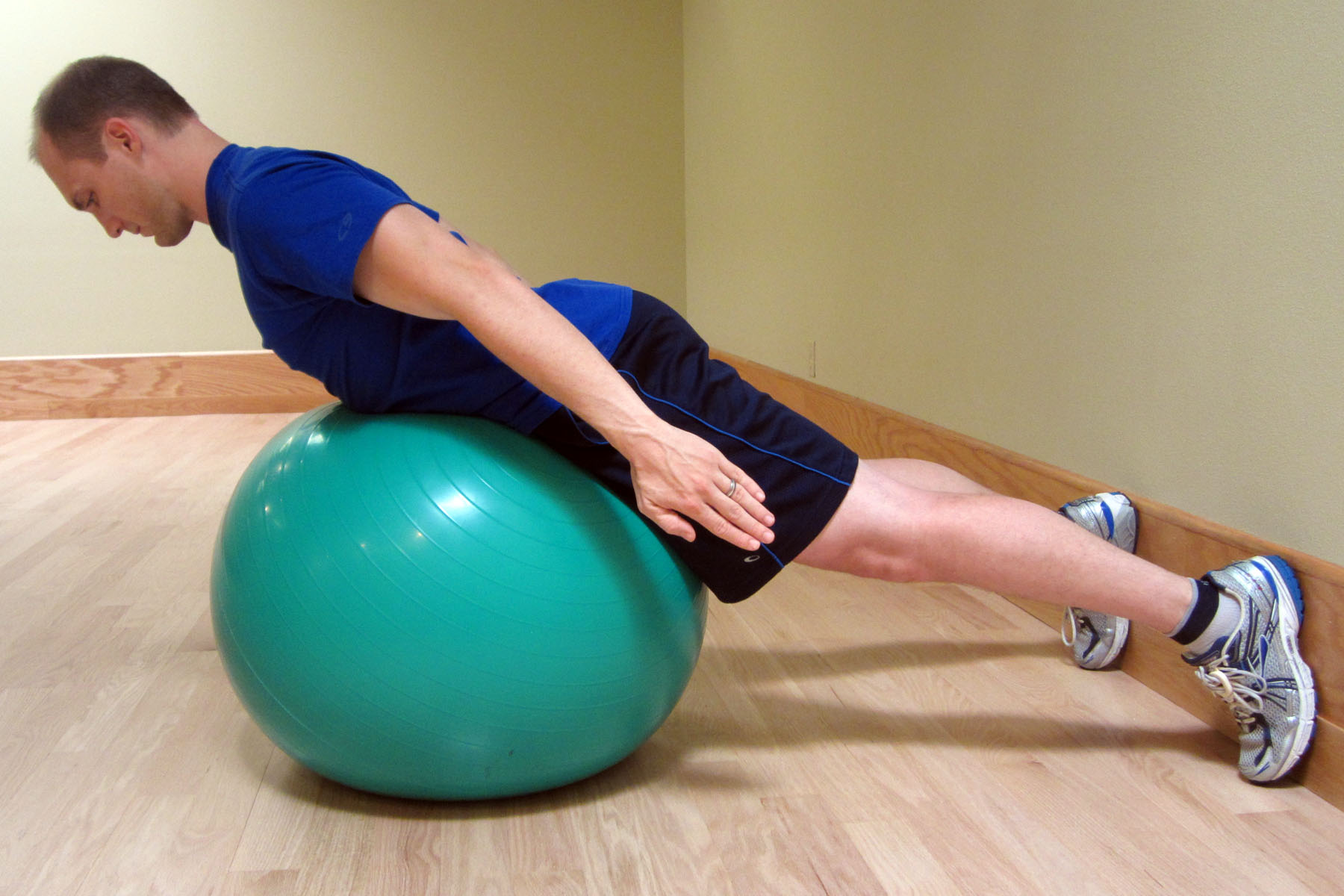 physical therapy exercise ball